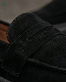 Mocassim Penny Loafer em Camurça | Rest Money™