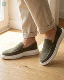 Mocassim Penny Loafer em Camurça | Rest Money™